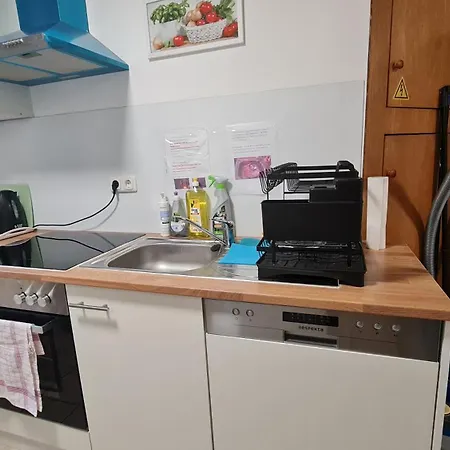 Gaestehaus Monteurzimmer #4 Eigenes Bad Parkplatz Юлих