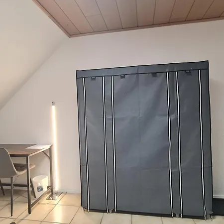 Гостевой дом Gaestehaus Monteurzimmer #4 Eigenes Bad Parkplatz